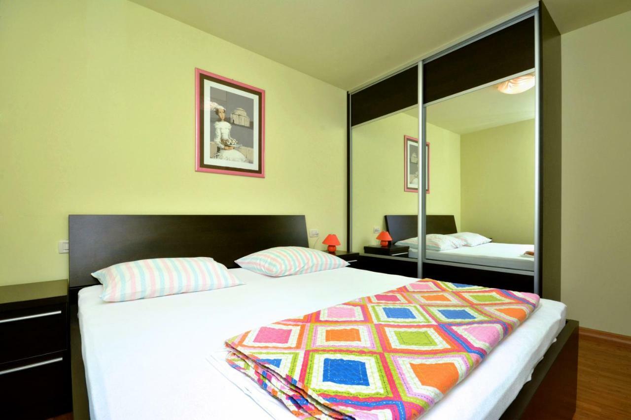 Beach Apartman Petra Подстрана Екстериор снимка