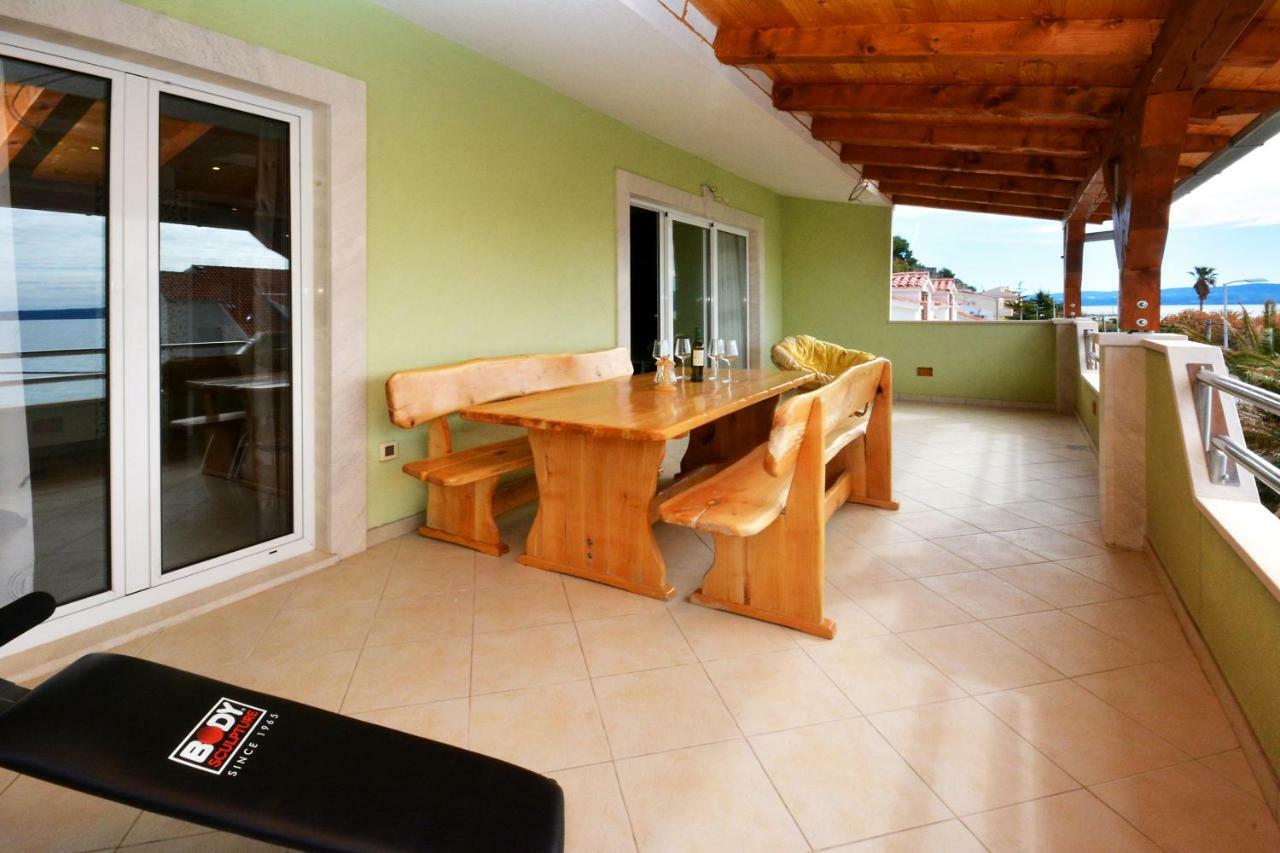 Beach Apartman Petra Подстрана Екстериор снимка